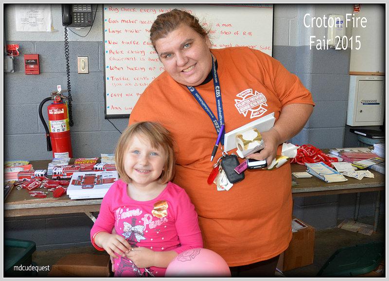 Skylar & Joanna Helping To Put Stuff Out At The Fire Fair 2015 Photo By Maria Cudequest 